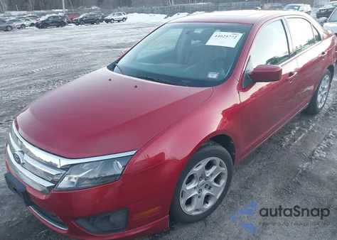 2011 Ford Fusion Se z USA, uszkodzony, nr VIN 3FAHP0HG4BR151190